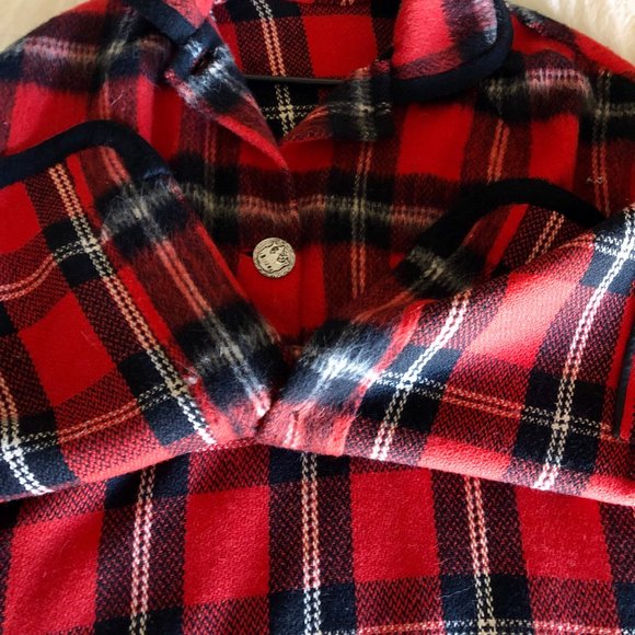 Vintage 100% Wool Poncho - Picture 4 of 4